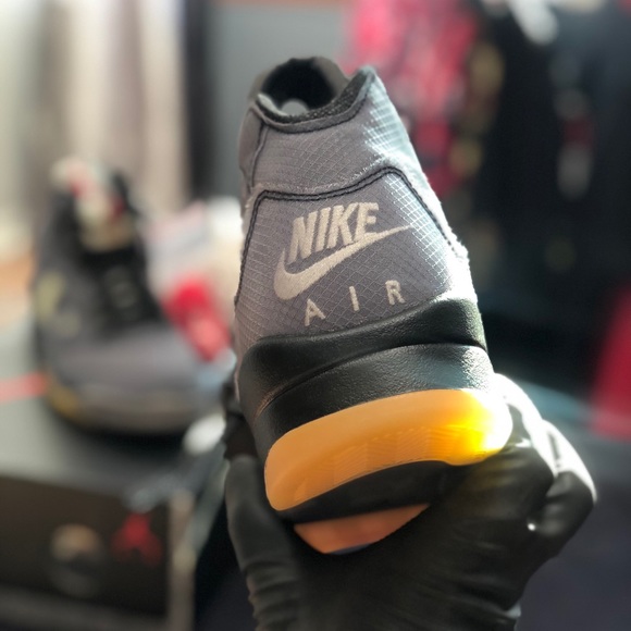 Jordan 5 OffWhite